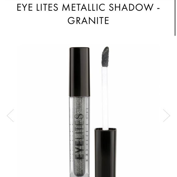 Model Co Bundle - Picture 13 of 16